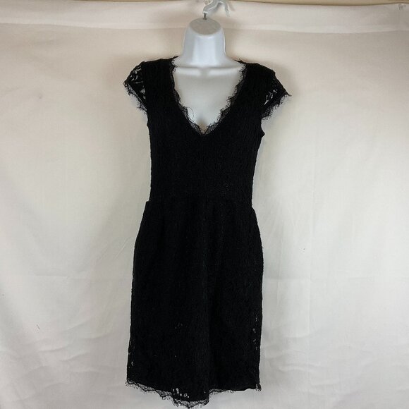 Babaton Lace Dress 2 Black Short Sleeve V-Neck Sheer Back Pockets - Picture 1 of 13